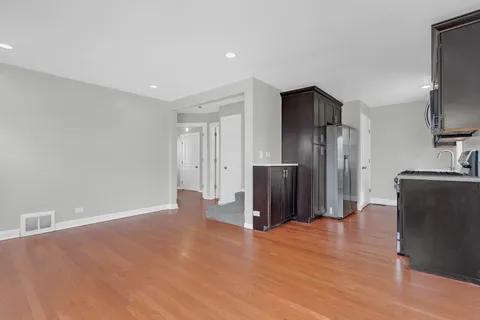 $359,900 | 343 Frederick Avenue, Bellwood, IL 60104