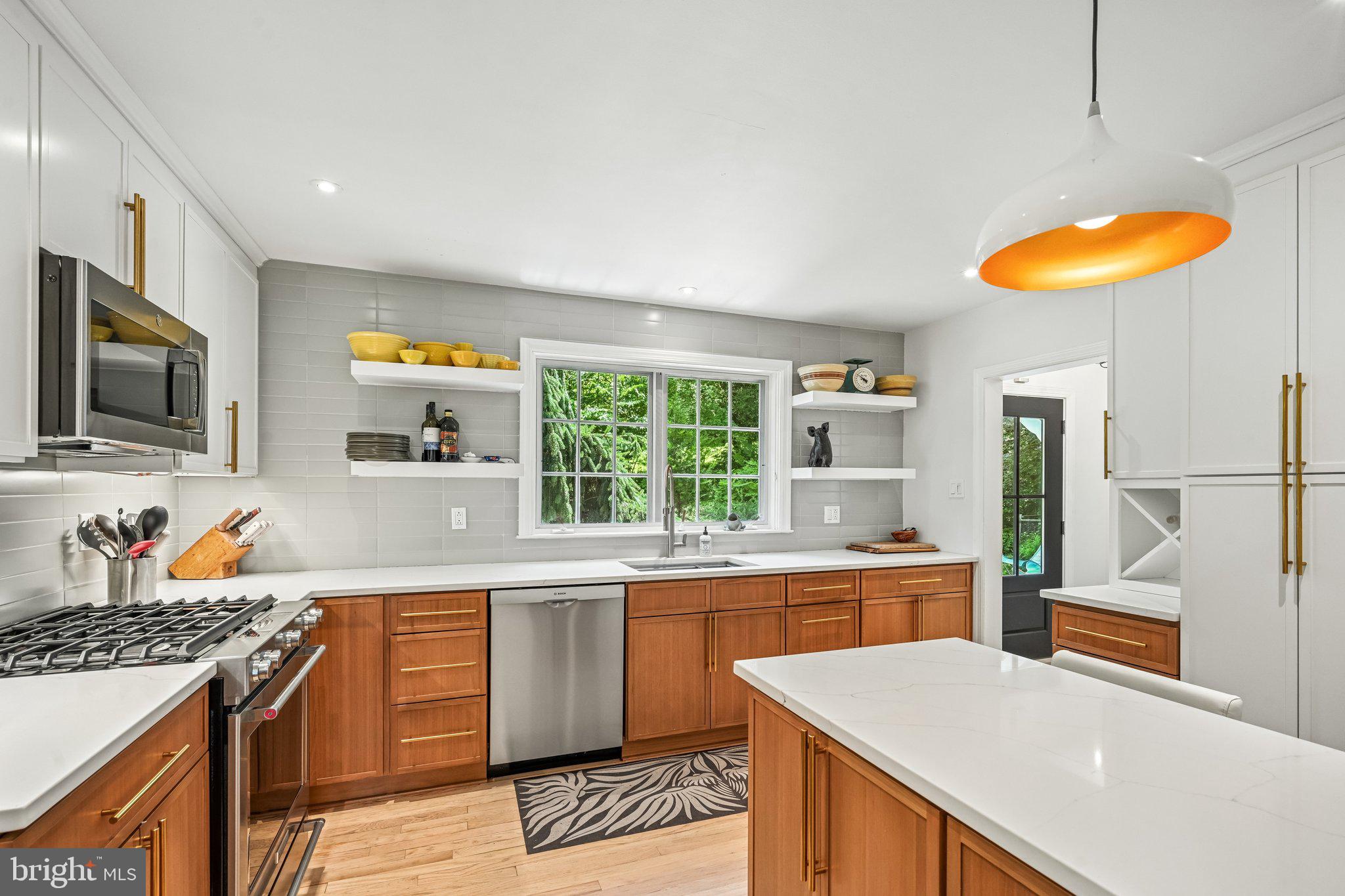 445 General Washington Road Wayne, PA 19087 - Photo 15 of 42 Renovated Kitchen
