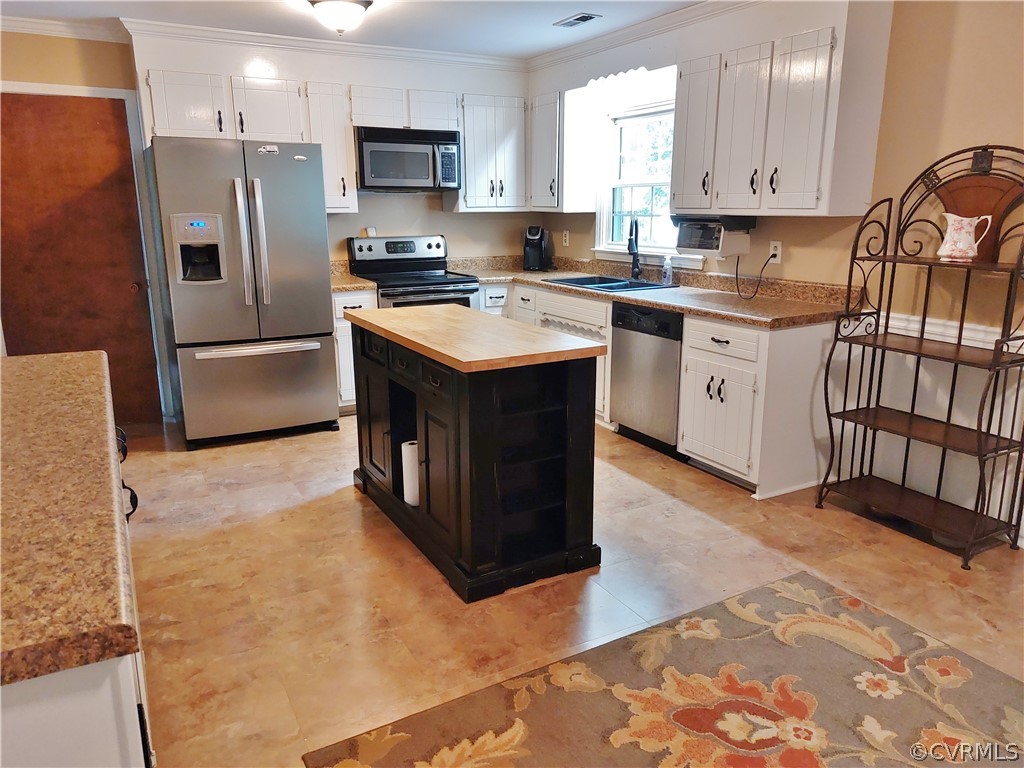 517 Bermuda Hundred Road Chester, VA 23836 - Photo 8 of 23 Gallery Image 8