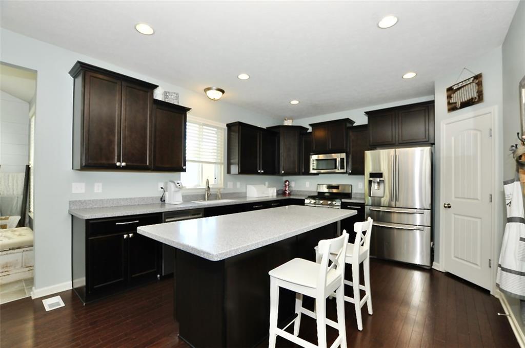 14487 Milton Road Fishers, IN 46037 - Photo 10 of 34 Gallery Image 10