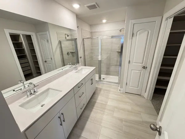 $2,095 | 204 Douglas Bend Road, Unit 1802, Gallatin, TN 37066