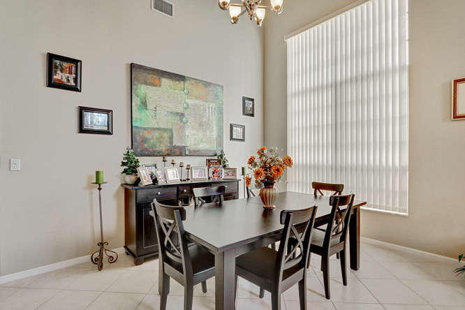 11162 Laurel Walk Road Wellington, FL 33449 - Photo 8 of 32 11162 Laurel Walk Rd-small-008-9-Dining