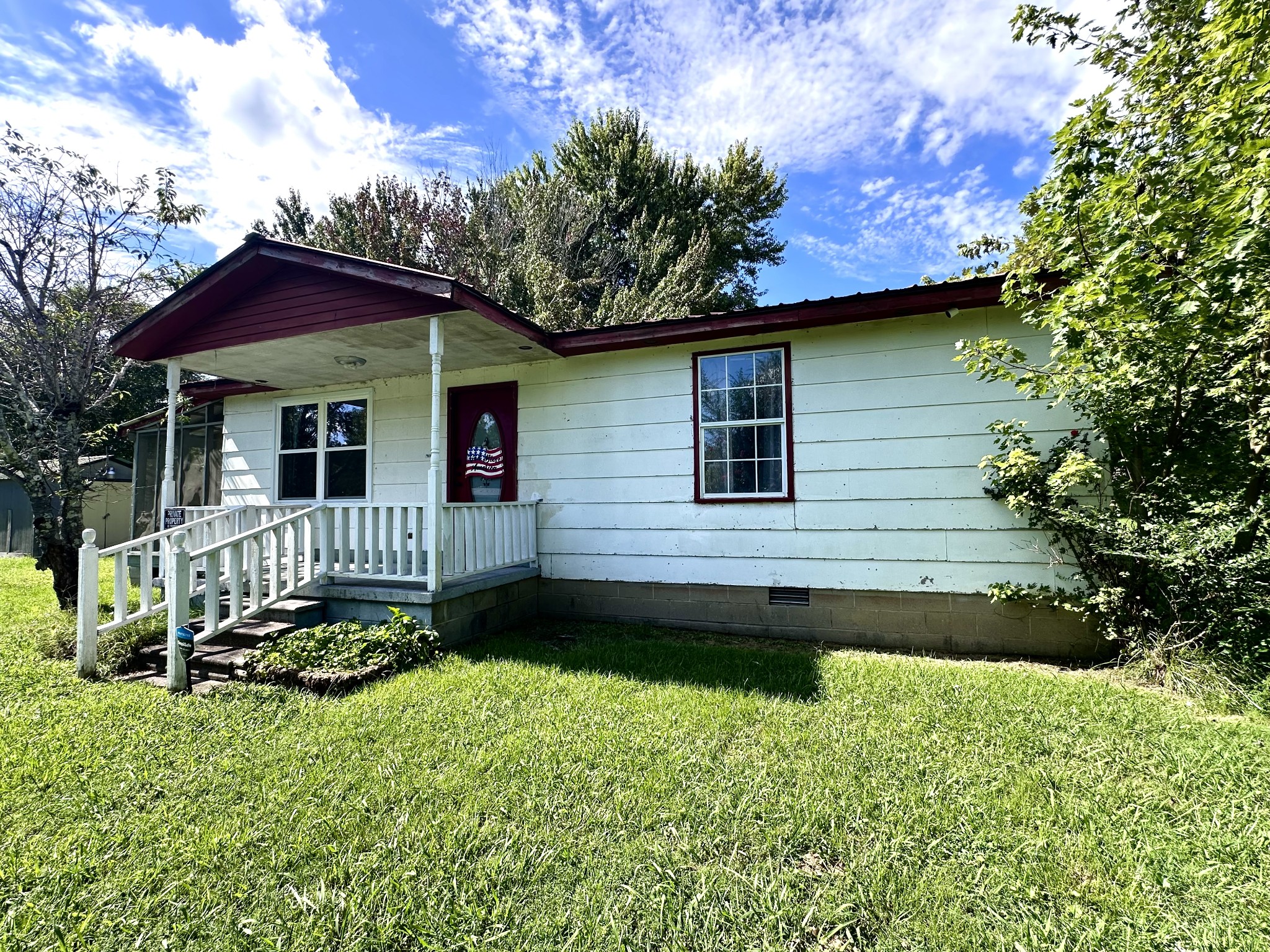 121 Dell Road Gruetli Laager, TN 37339 - Photo 3 of 33