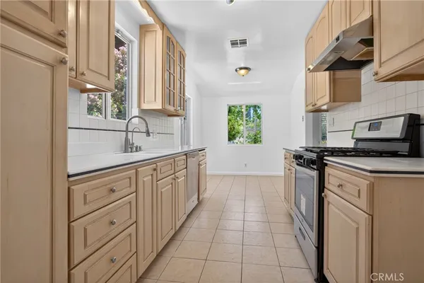 $820,000 | 19431 Enadia Way, Reseda, CA 91335