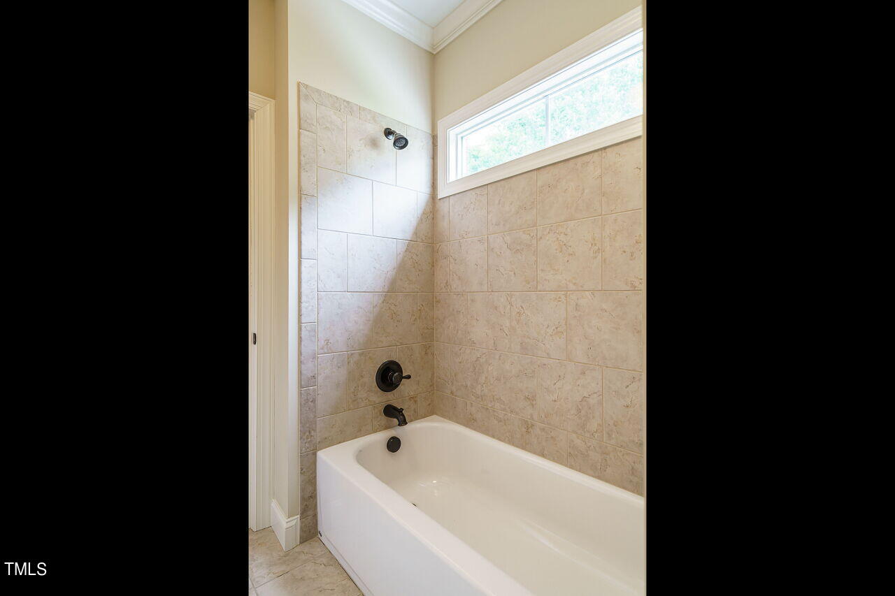 2600 Pathview Court Raleigh, NC 27613 - Photo 37 of 44 037-1280x960-bathroom