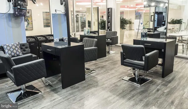 $2,199 | 2200 Benjamin Franklin Parkway, Unit E0208, Philadelphia, PA 19130