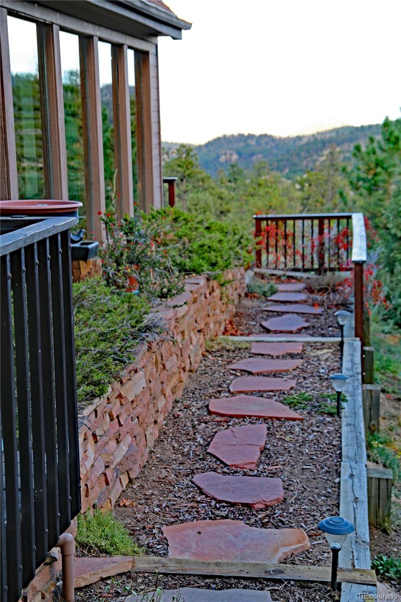 209 Choctaw Road Lyons, CO 80540 - Photo 28 of 32 Gallery Image 28