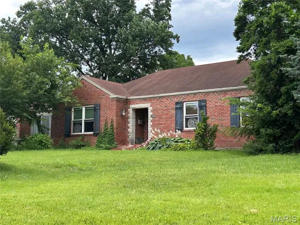 $279,000 | 1306 East 3rd Street, Washington, MO 63090