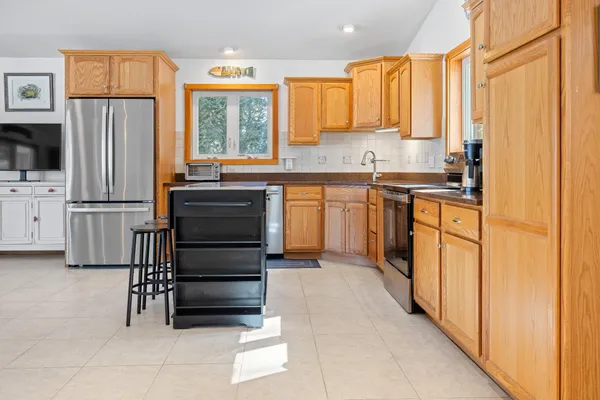 $1,175,000 | 91 Algonquin Road, Enfield, NH 03748