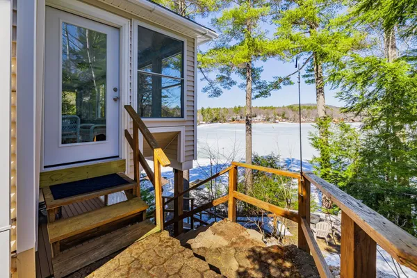 $1,175,000 | 91 Algonquin Road, Enfield, NH 03748