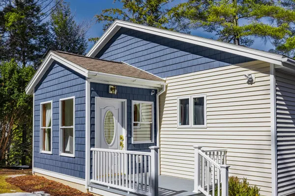 $1,175,000 | 91 Algonquin Road, Enfield, NH 03748