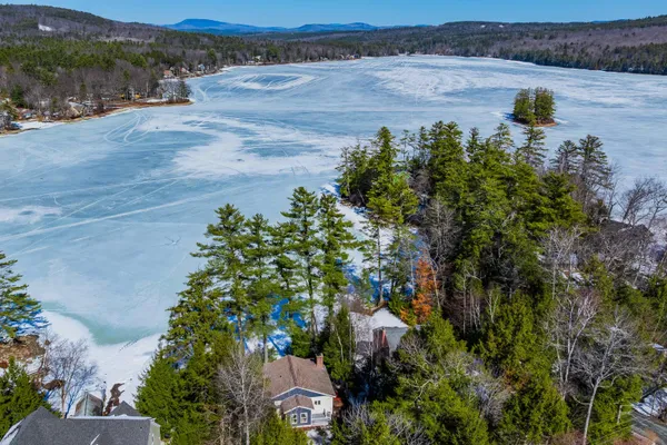 $1,175,000 | 91 Algonquin Road, Enfield, NH 03748