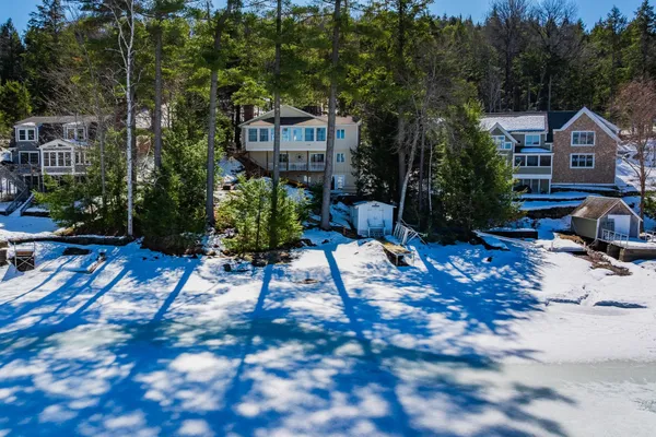 $1,175,000 | 91 Algonquin Road, Enfield, NH 03748