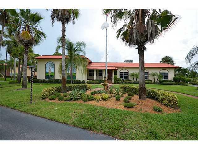 1995 Southwest Palm City Road, Unit J Stuart, FL 34994 - Photo 13 of 14 Gallery Image 13
