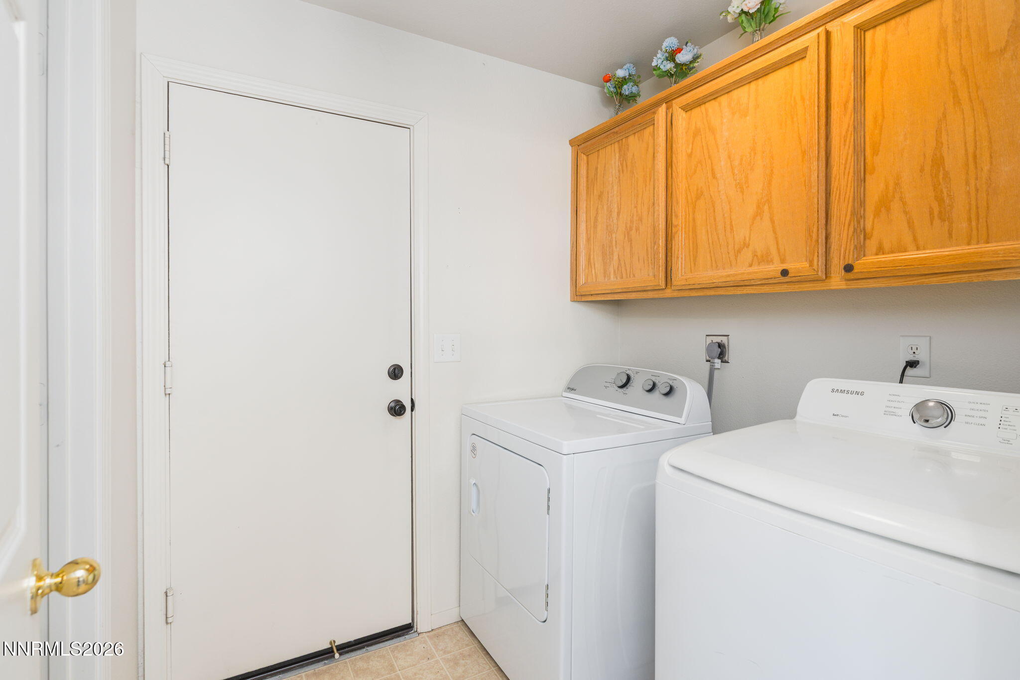 254 Emigrant Way Fernley, NV 89408 - Photo 16 of 31 16-web-or-mls-Standard 30-16