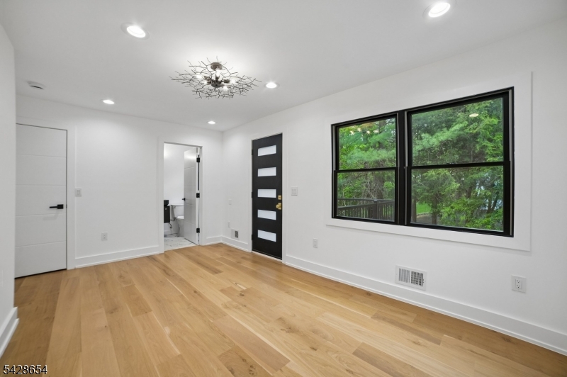 148 Great Hills Road Short Hills, NJ 07078 - Photo 19 of 48