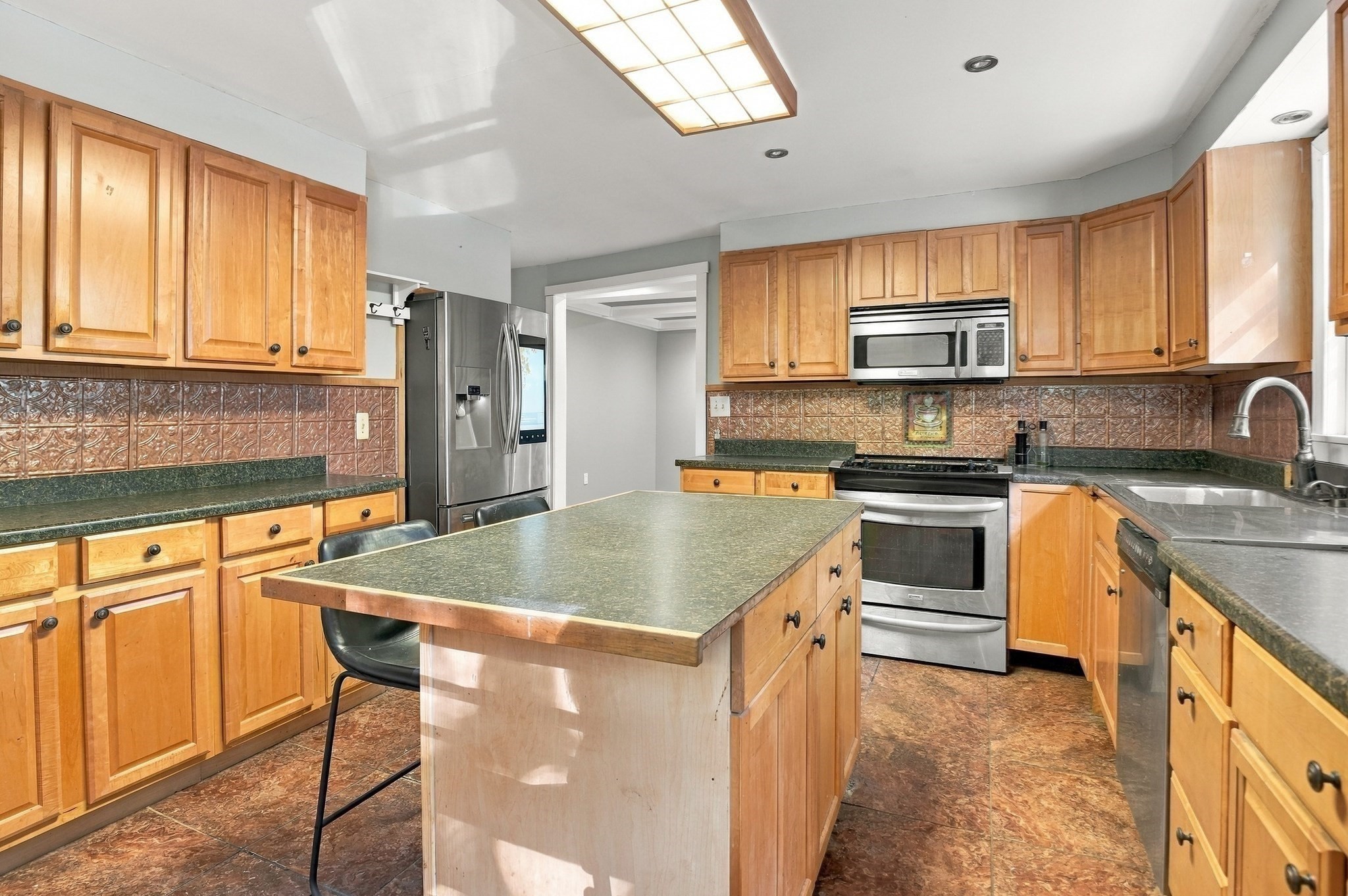 306 Leominster Road Sterling, MA 01564 - Photo 12 of 37 Gallery Image 12