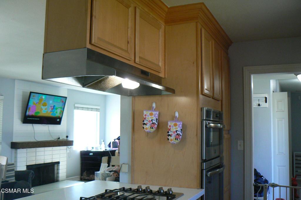 1534 Acadia Street Simi Valley, CA 93063 - Photo 6 of 11