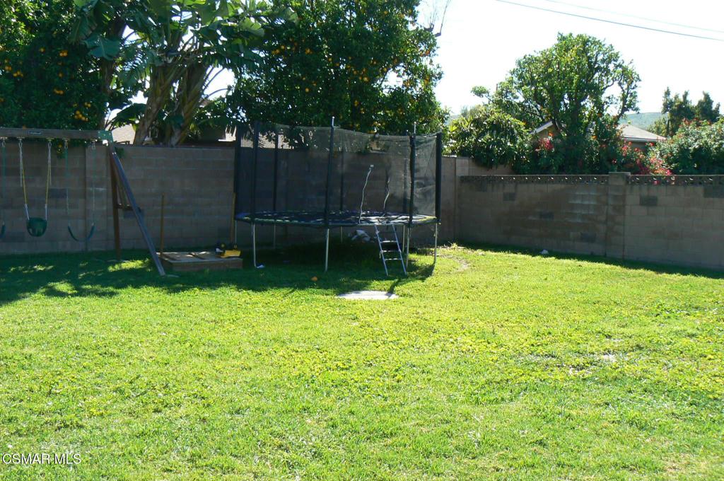 1534 Acadia Street Simi Valley, CA 93063 - Photo 10 of 11