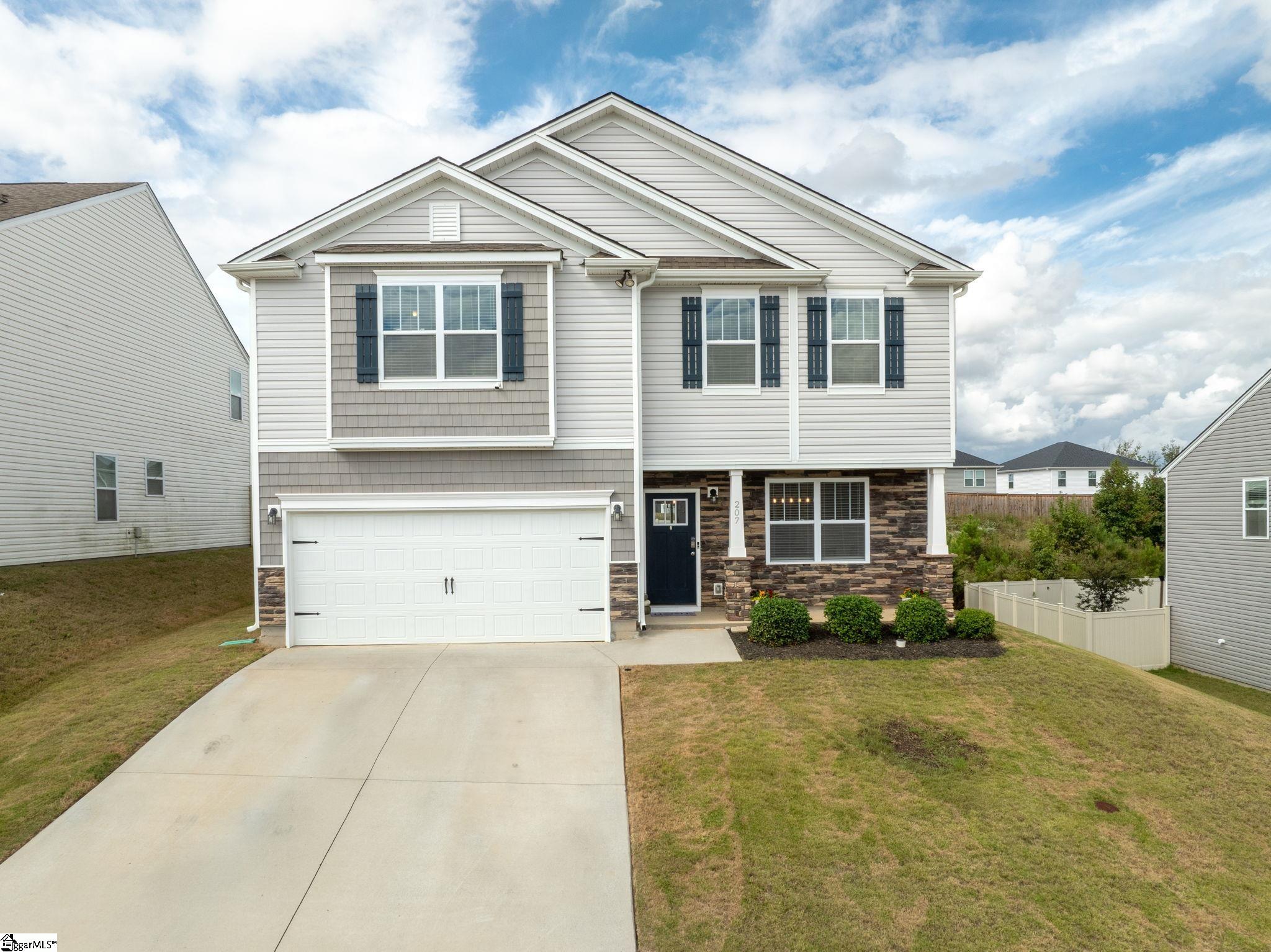 207 Rockway Road Simpsonville, SC 29680 - Photo 2 of 41 Gallery Image 2
