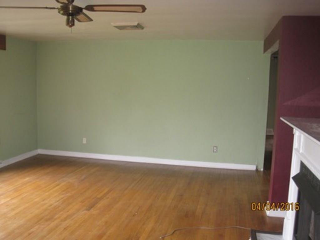 1183 Thomas Eighty Four Road Eighty Four, PA 15330 - Photo 5 of 22
