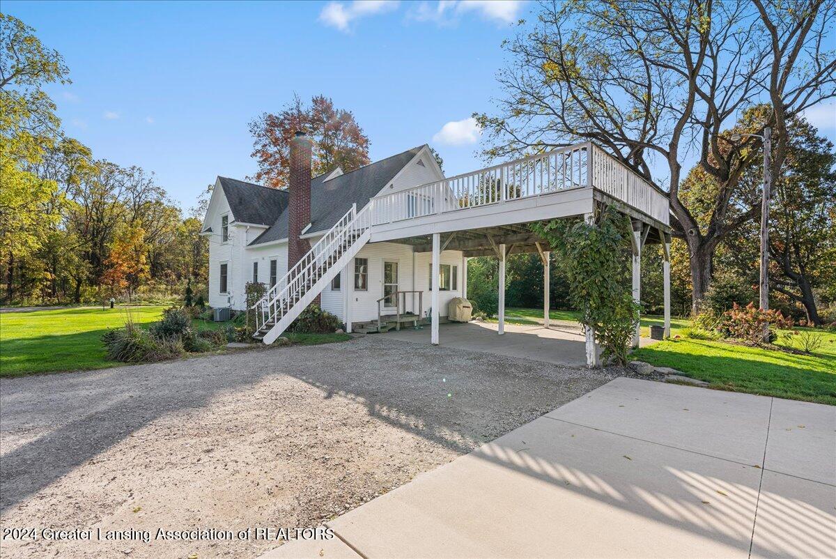 8647 Coleman Road Haslett, MI 48840 - Photo 33 of 49 18-Media Jett - 18