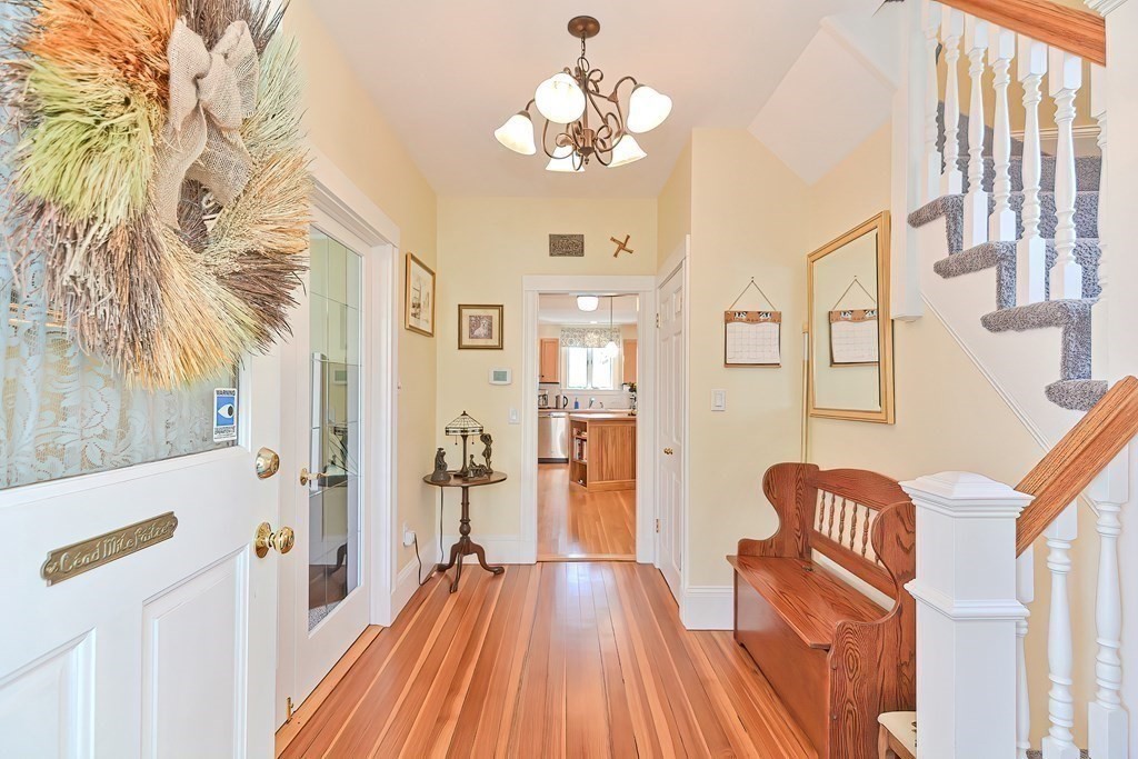 11 Cleveland Road Salem, MA 01970 - Photo 2 of 38 Gallery Image 2