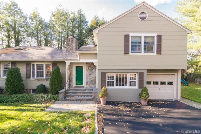 $7,200 | 1 Senate Place, Larchmont, NY 10538