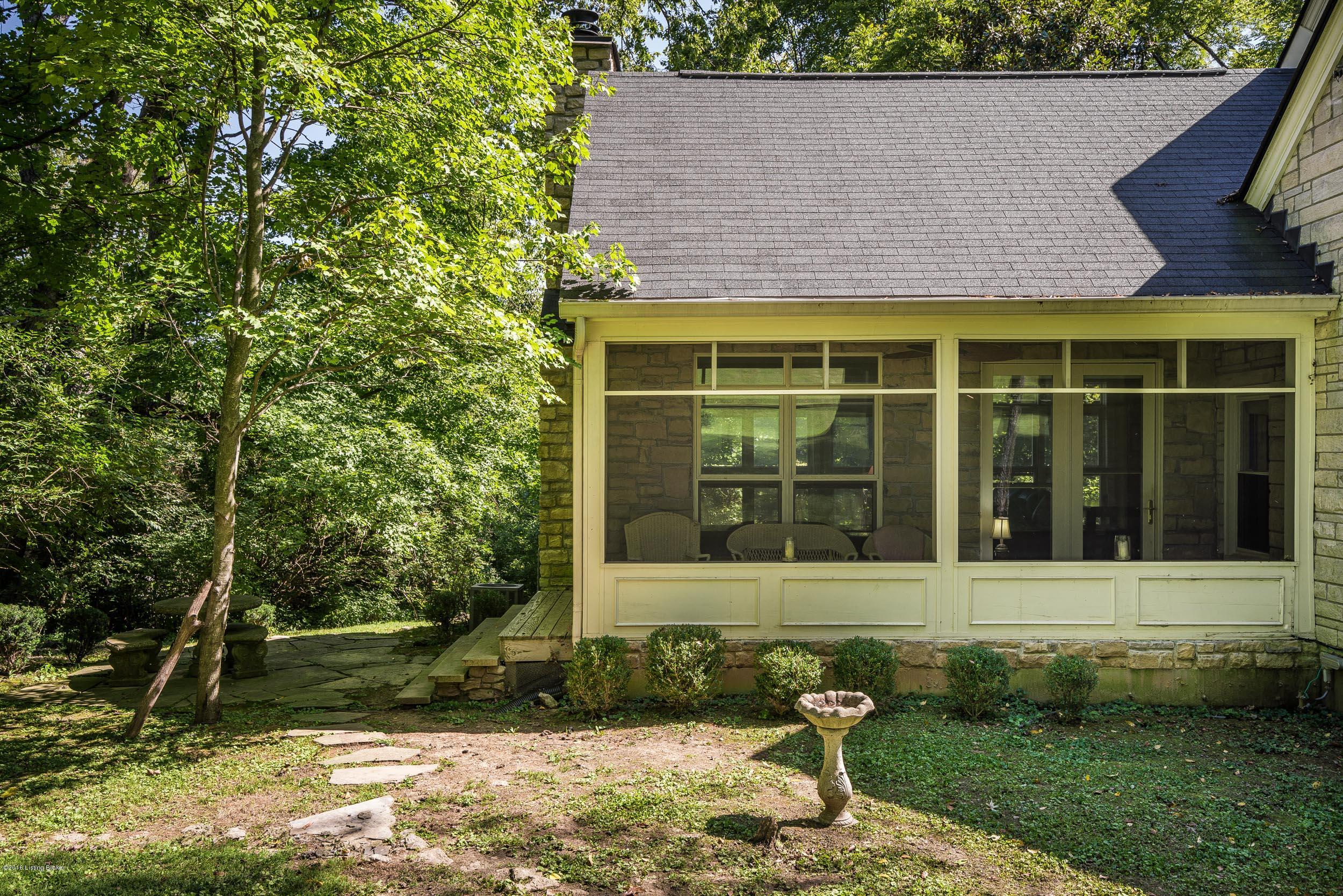 2404 Seneca Valley Road Louisville, KY 40205 - Photo 72 of 81 2404 Seneca Valley Rd-14