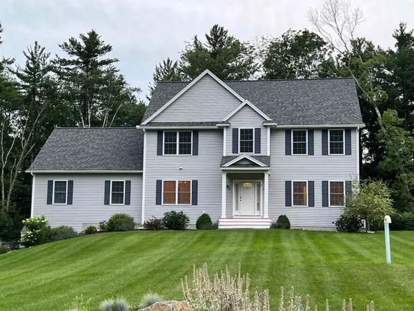 $1,295,000 | 3 Hummingbird Lane, Salem, NH 03079