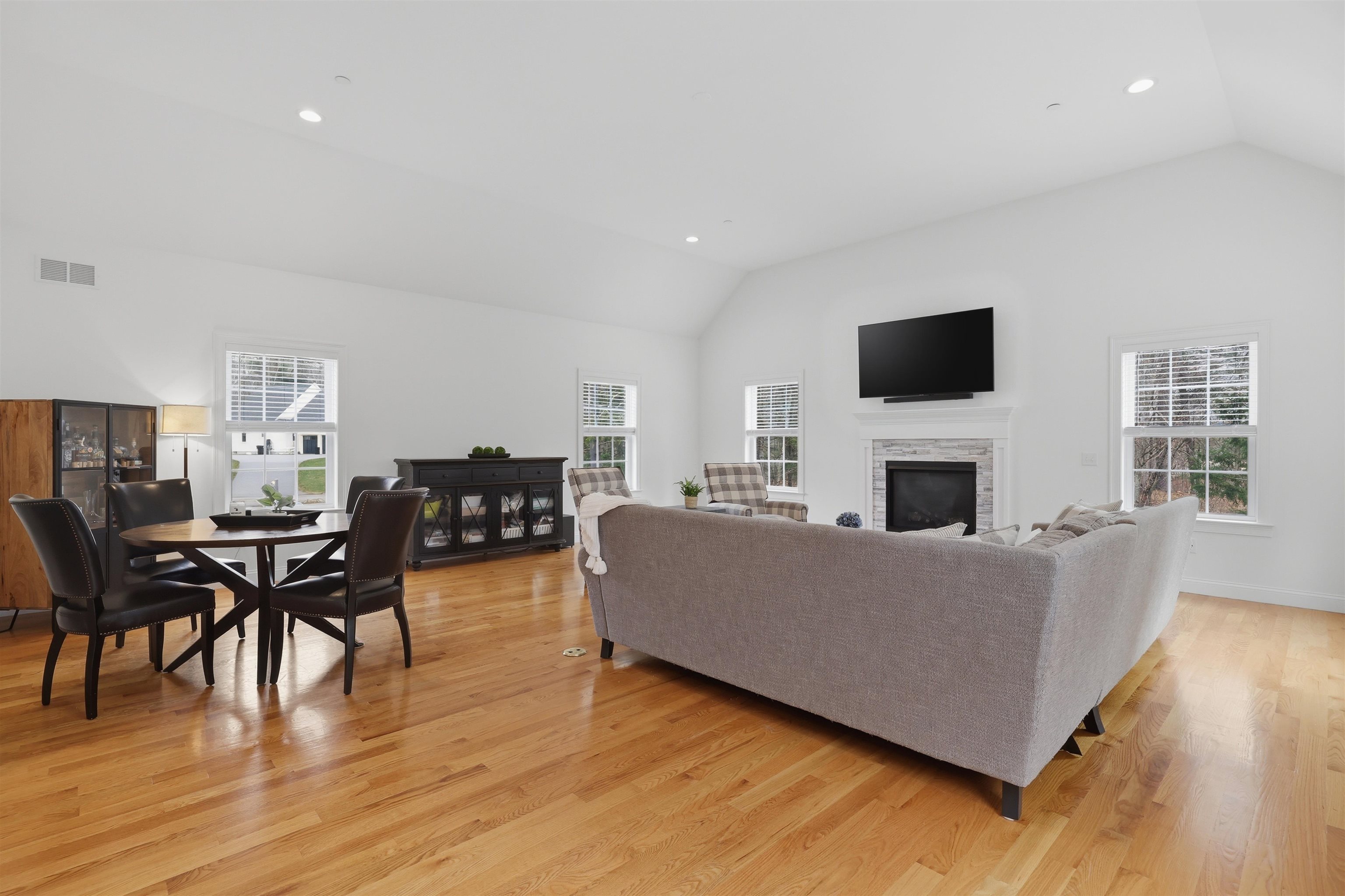 3 Hummingbird Lane Salem, NH 03079 - Photo 19 of 60