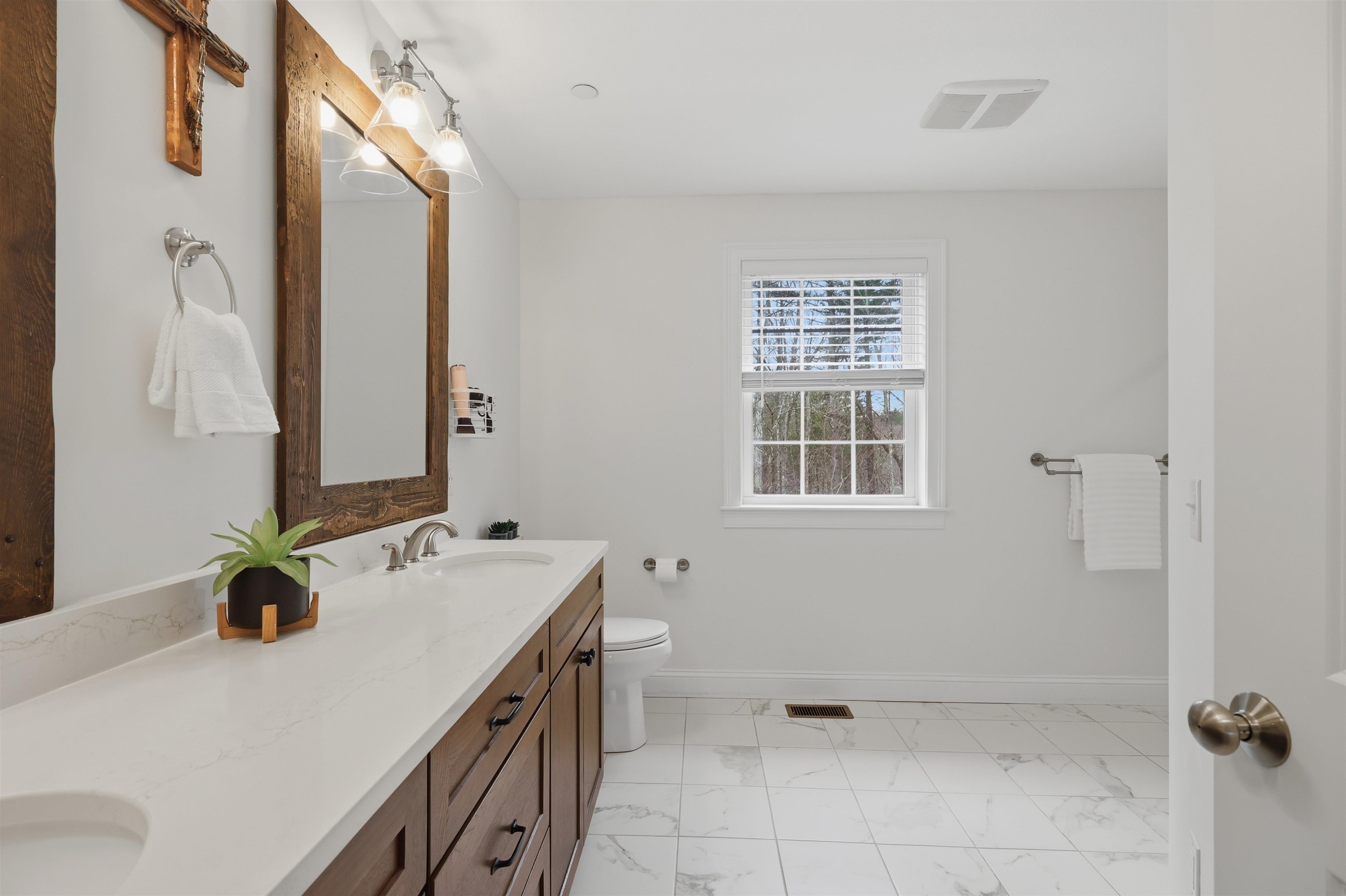 3 Hummingbird Lane Salem, NH 03079 - Photo 26 of 60