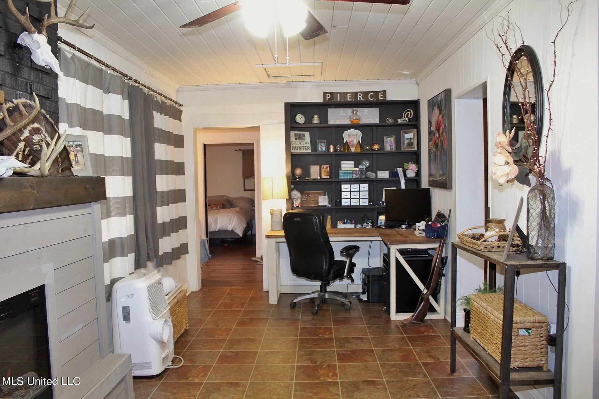 4220 Ward Pineview Road Lucedale, MS 39452 - Photo 7 of 31 7-Interior Space