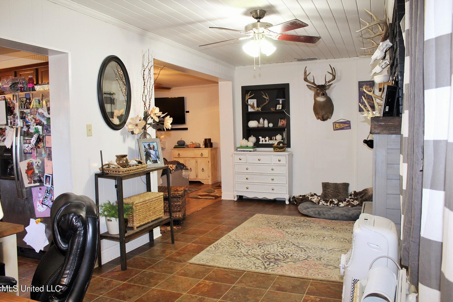 4220 Ward Pineview Road Lucedale, MS 39452 - Photo 8 of 31 8-Interior Space