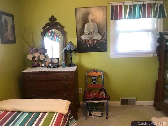 22 Old Fort Road Fairview, NC 28730 - Photo 13 of 18 Gallery Image 13