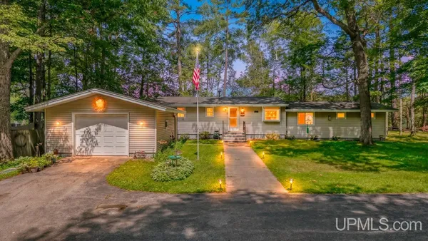 $399,000 | N6079 Shore Drive Q 4, Wallace, MI 49893