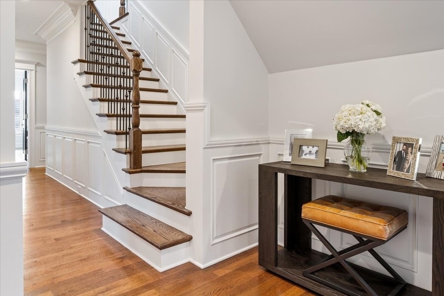 1045 Starr Road Winnetka, IL 60093 - Photo 35 of 57 a view of entryway and hall with wooden floor