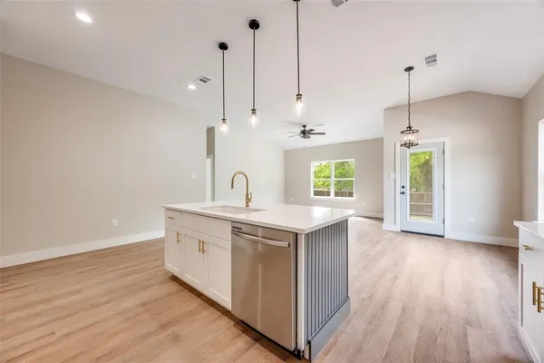 $339,900 | 113 Iron Horse Lane, Denison, TX 75020