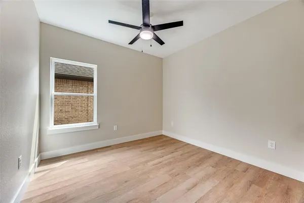 $339,900 | 113 Iron Horse Lane, Denison, TX 75020