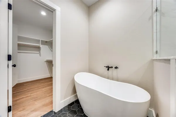 $339,900 | 113 Iron Horse Lane, Denison, TX 75020