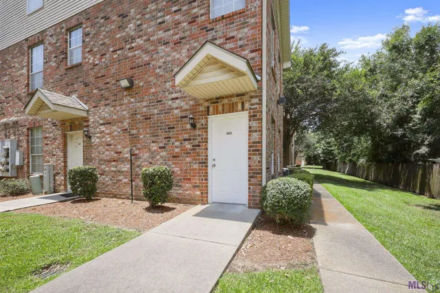 $179,900 | 4441 Burbank Drive, Unit 905, Baton Rouge, LA 70820
