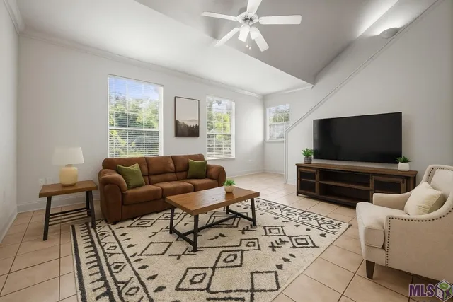 $179,900 | 4441 Burbank Drive, Unit 905, Baton Rouge, LA 70820