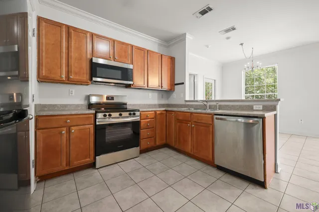 $179,900 | 4441 Burbank Drive, Unit 905, Baton Rouge, LA 70820