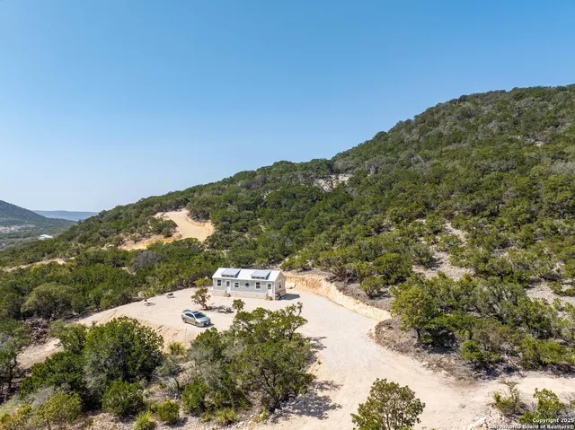 $599,500 | 106 Walden Ridge, Tarpley, TX 78883