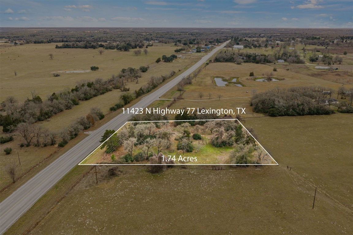 11423 Highway 77 Lexington, TX 78947 - Photo 9 of 10