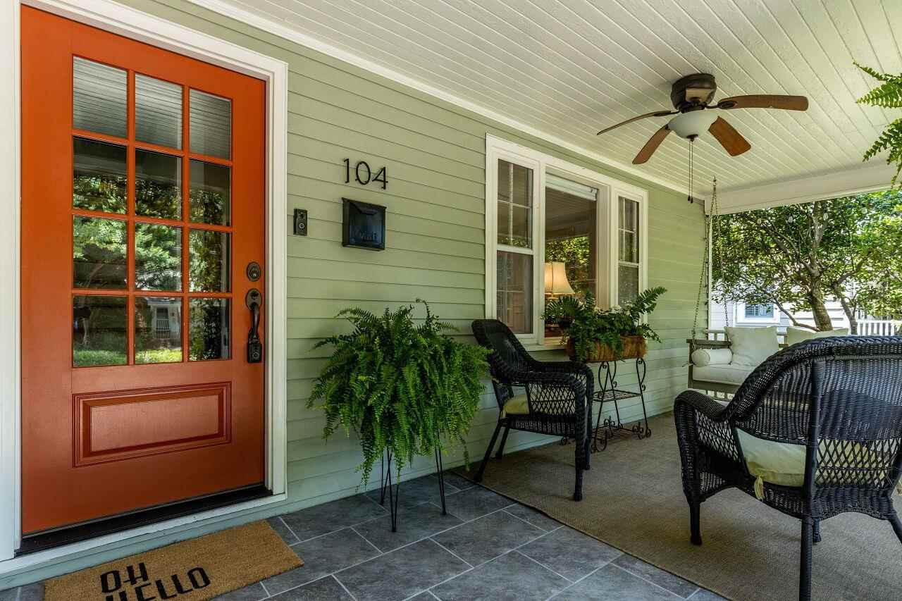 104 East Whitaker Mill Road Raleigh, NC 27608 - Photo 4 of 28 Photo 4