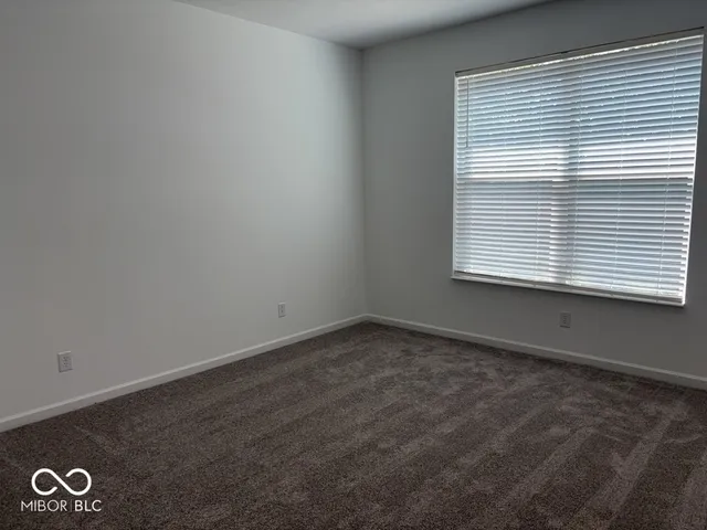 $1,995 | 821 Oyster Bay Drive, Kokomo, IN 46902