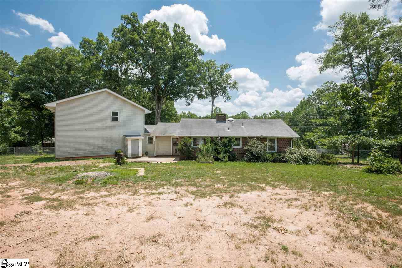 677 Maple Drive Greer, SC 29651 - Photo 17 of 19 Gallery Image 17