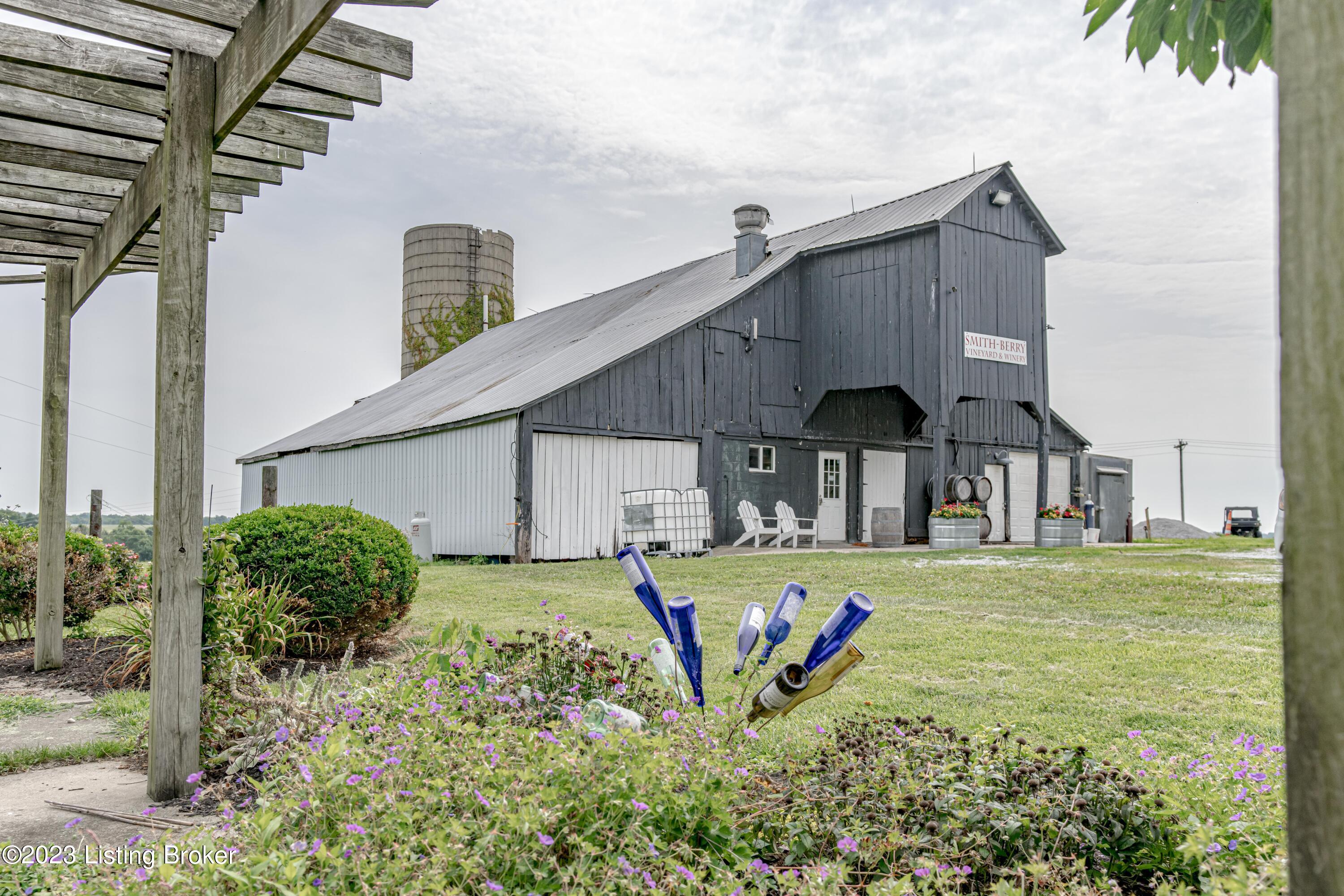 855 Drennon Road New Castle, KY 40050 - Photo 37 of 117 Winery5