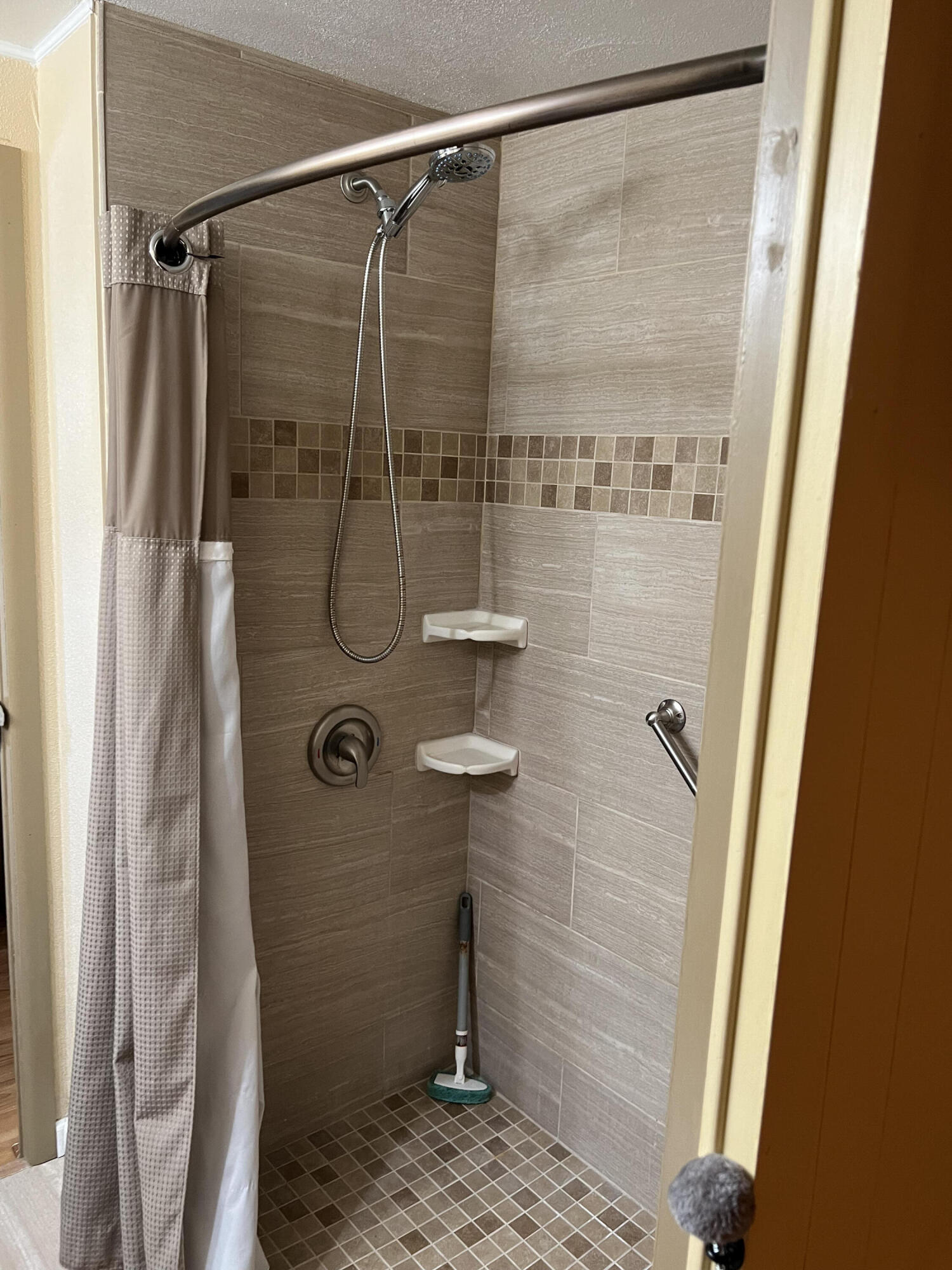 2315 Coconut Palm Drive Palm Bay, FL 32905 - Photo 13 of 27 IMG_6464